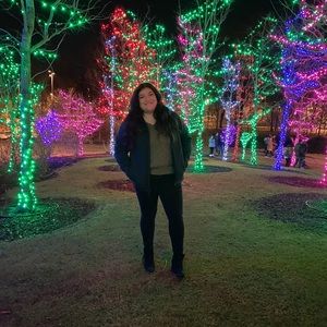 Meet your Posher, Lana